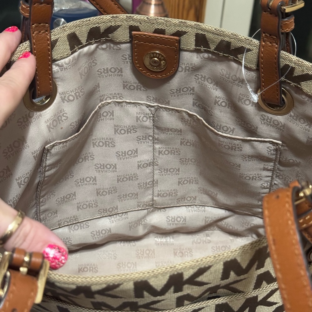 Michael Kors Brown Logo Tote Bag - Picture 10 of 16